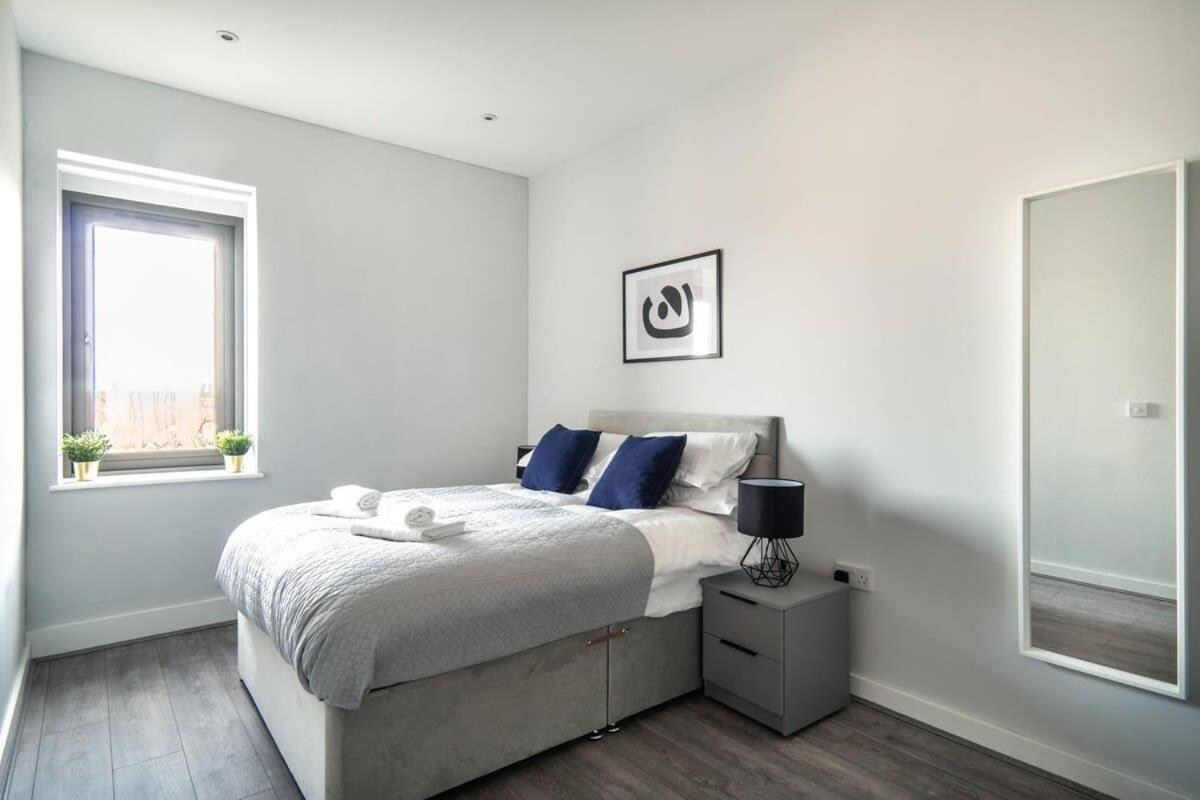 Modern & Spacious 2 Bed Apartment In Waterloo Liverpool Eksteriør billede